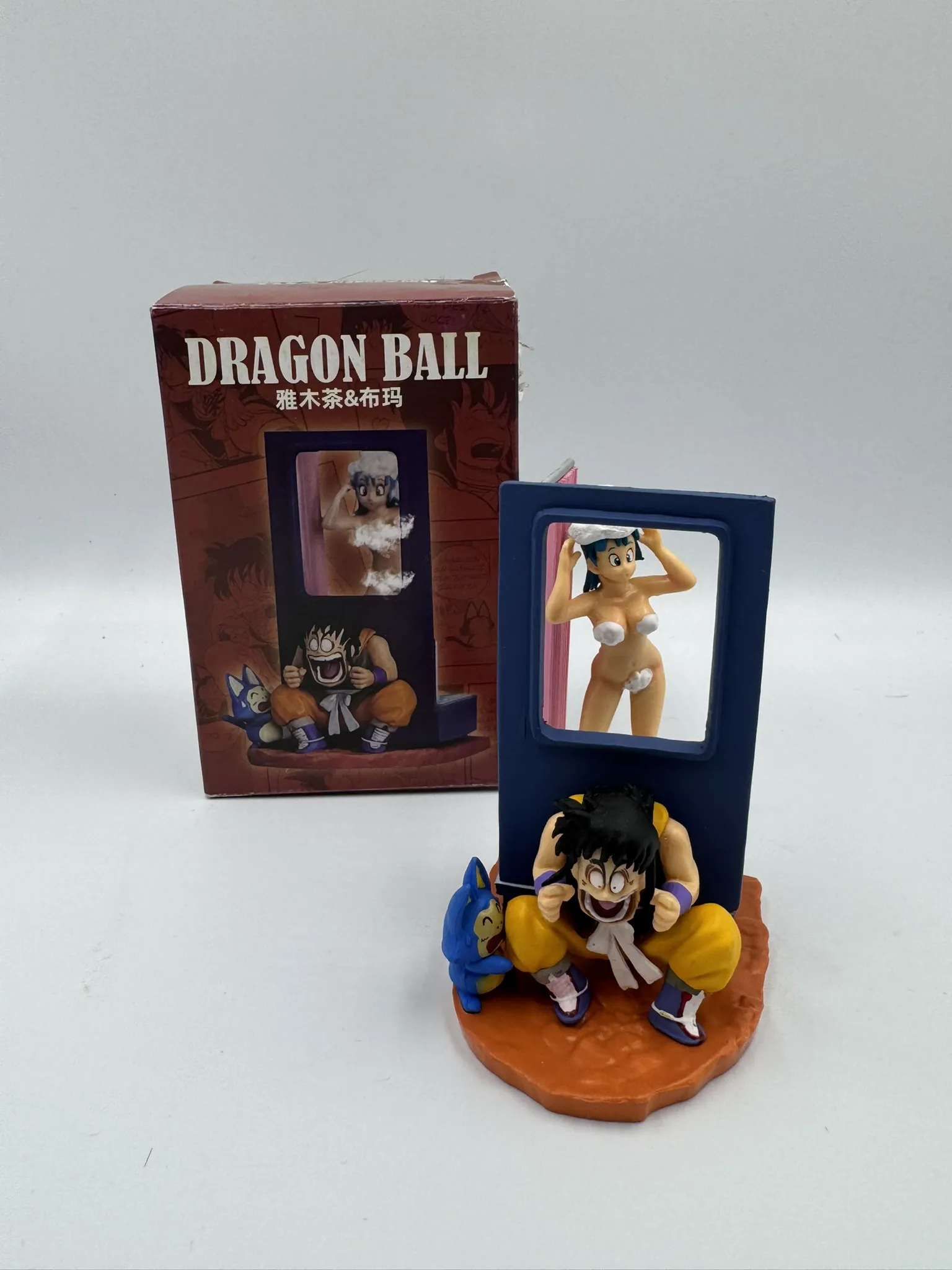 Figura Dragon Ball Yamcha - Bulma banandose