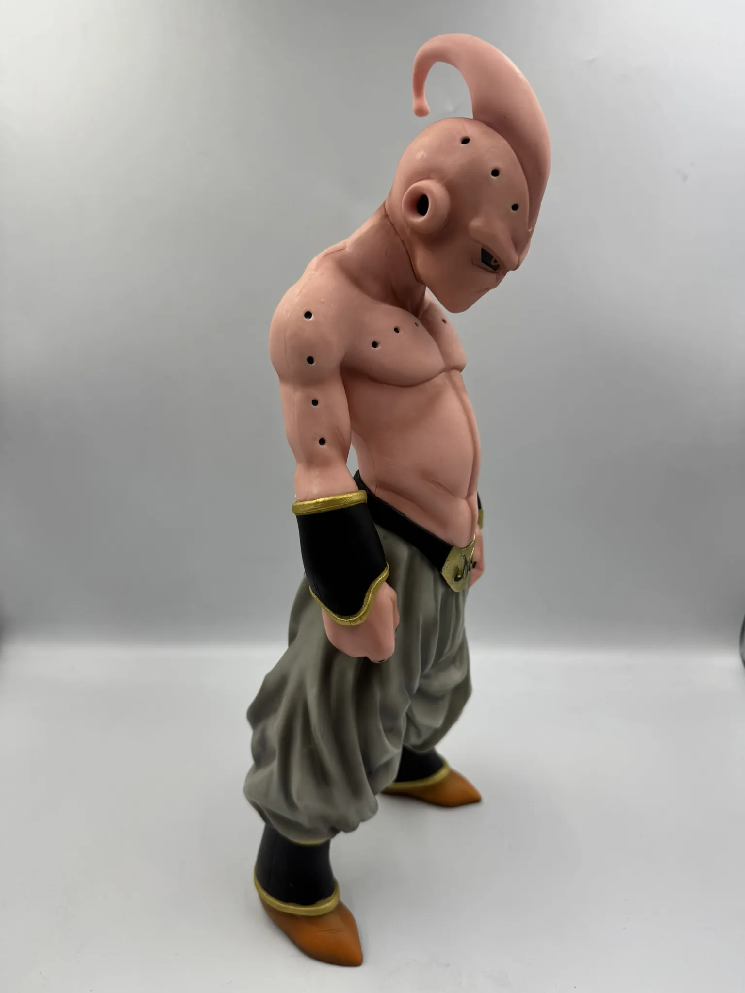 Figura Majin Buu Pequeno