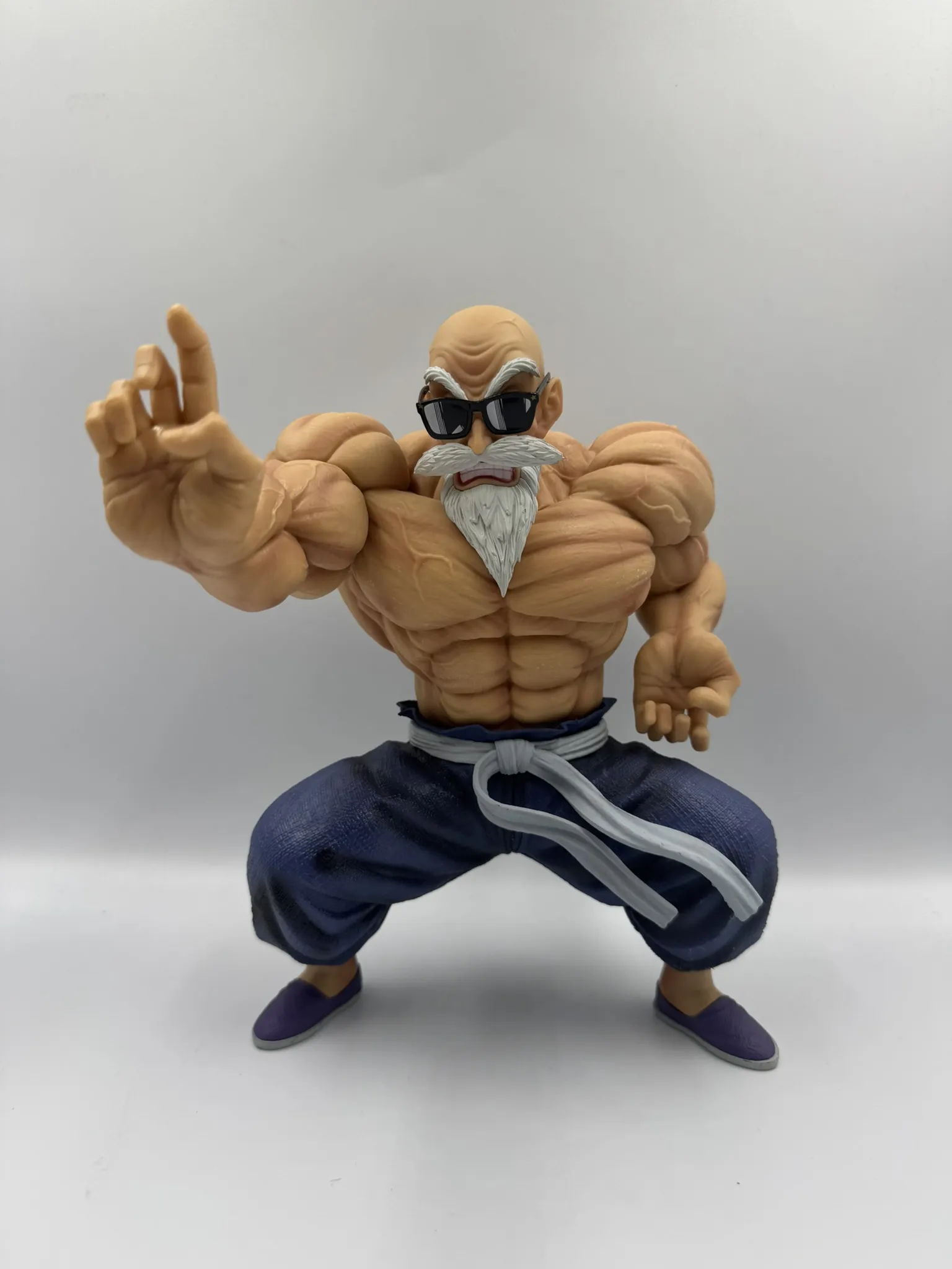 Figura Maestro Roshi Musculoso