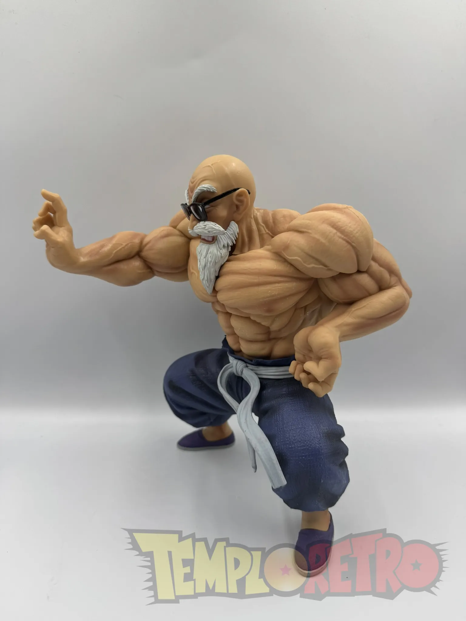 Figura Maestro Roshi Musculoso